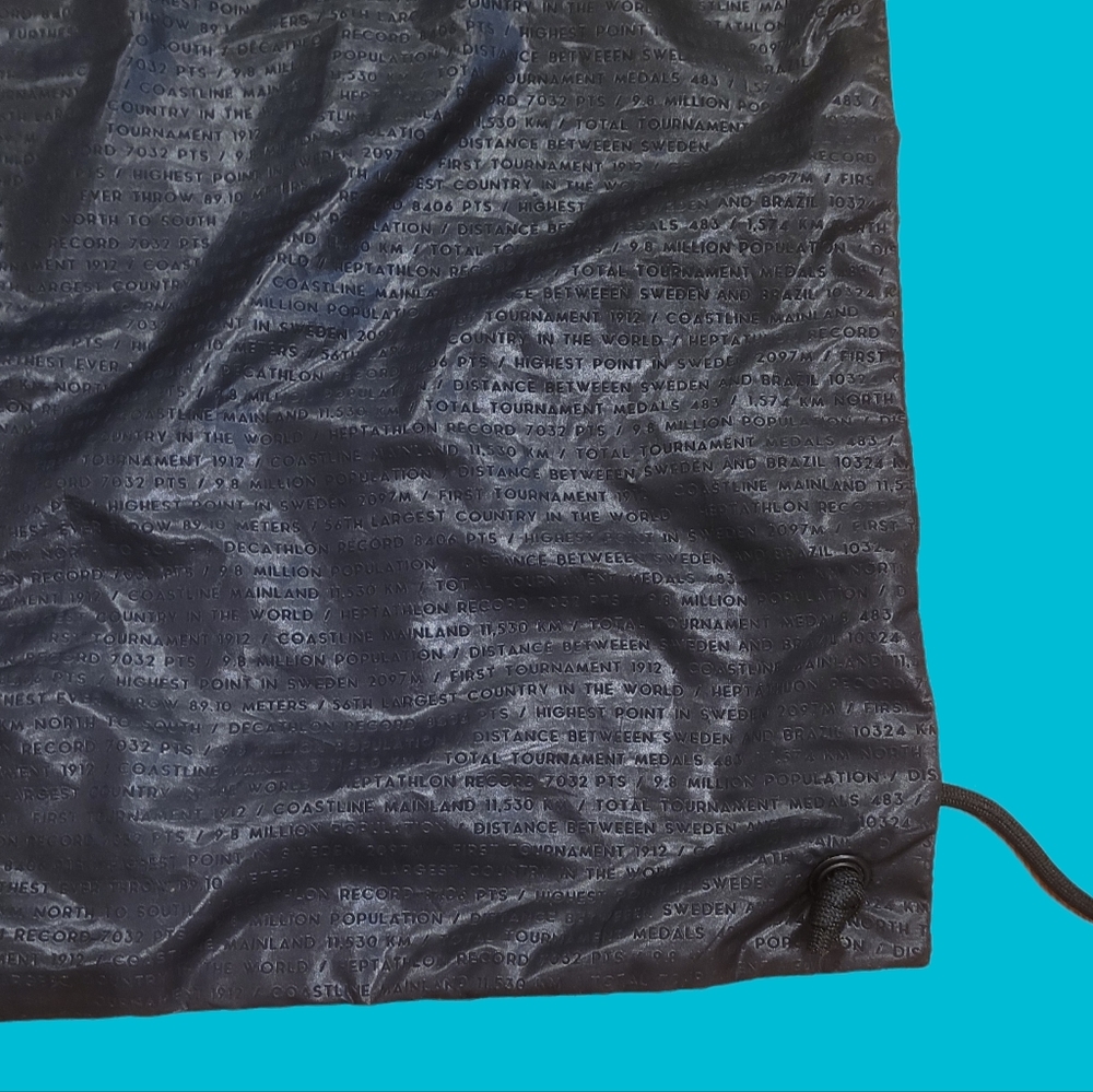 H&M Unisex Drawstring Backpack - Picture 3 of 11